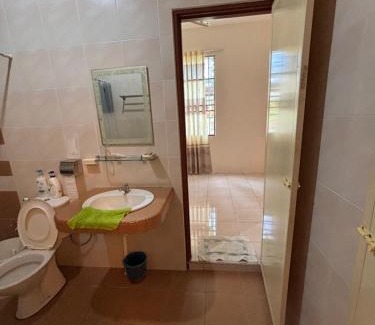 Pengkalan Baharu House | Big Garden Homestay