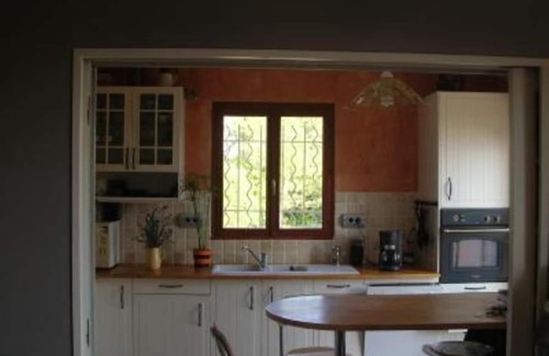 Mormoiron House | Big house in Provence. Huge garden with trees very near Mont Ventoux.