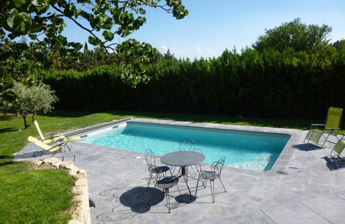 Mormoiron House | Big house in Provence. Huge garden with trees very near Mont Ventoux.
