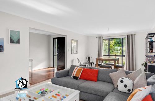Encounter Bay House | Big House with Views and Fab Pop Culture Vibe