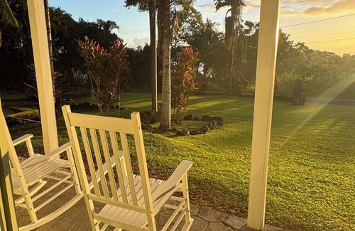 Hakalau House | Big Island Luxury - 3000+ SqFt. 4 Bed 4 Bath. Beach Close. Hawaiian Paradise.
