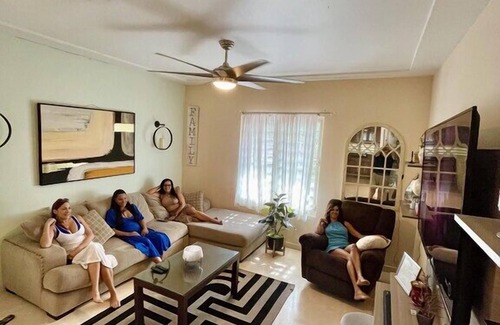 Santa Cruz Villa | Big Mansion Metro Area