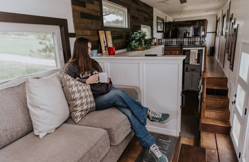 Monument House | “Big Red” Custom RV + Deck, Soaking Tub & View
