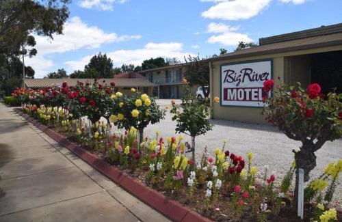 Echuca Hotel | Big River Motel
