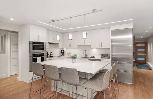 Aspen Condo | Big Savings, More Nights! 15% off 3 night stays thru Dec 14