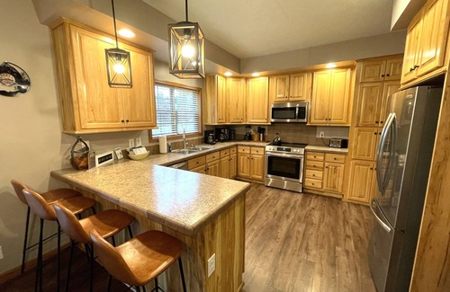 Spring Brook House | Big Sky Lodge @ Spring Brook Resort