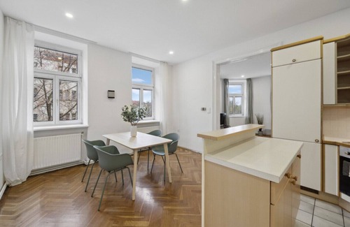 Funfhaus Apartment | Big spacious central apartment in Vienna