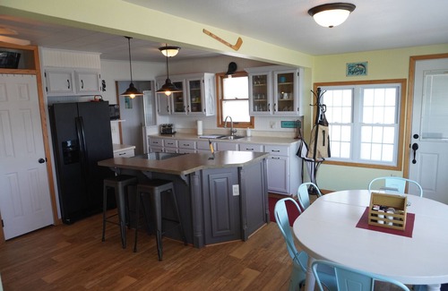 Ortonville House | Big Stone Lake Family Cabin: LAKEFRONT