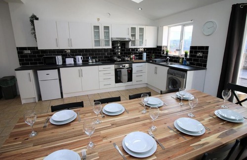 Penylan House | Big Value Big House by Property Promise