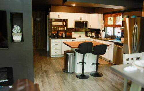 Farwell House | Bigfoot Retreat- ORV Trails