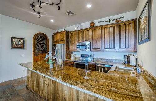 Fountain Hills House | BIGGEST BEST MANSION In NE Scottsdale Area- VIEWS, Infinity Pool, MOVIE THEATER!