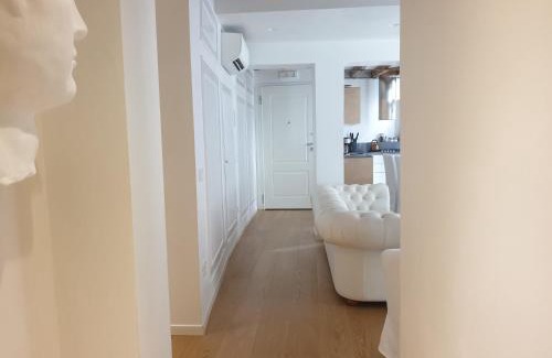 Castello Apartment | Bighouse