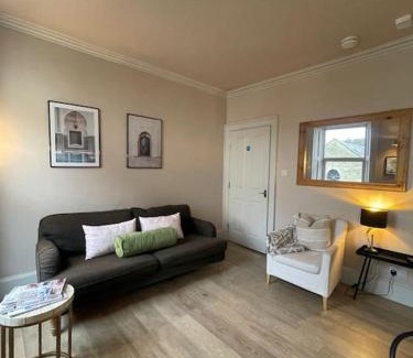 Gattonside Apartment | Bijou apartment in the heart of Melrose