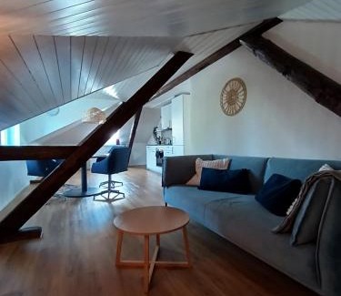 Rorschach Apartment | Bijou petit -mit Terrasse