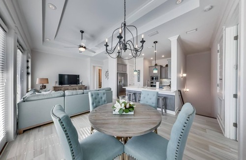 Panama City Beach House | Bike to Beach, Resort Pool, Designer Updates, Enjoy The Big Chill, Pet Friendly