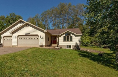 Crosby House | Biker's Paradise at Trailhead Lodge