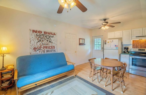 Damascus Apartment | Bikers' Loft on the Creeper Trail