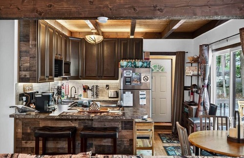 Lake Ariel Ski Chalet | Biking Dreams Trails Nearby Hideout Pocono Chalet!