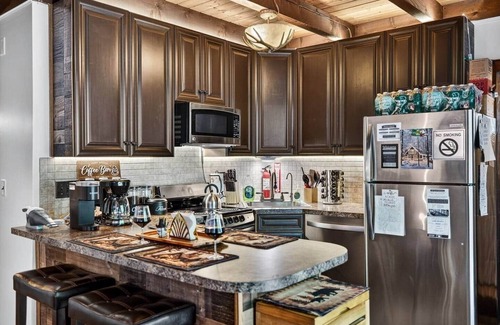 Lake Ariel Ski Chalet | Biking Dreams Trails Nearby Hideout Pocono Chalet!