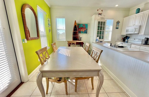 Treasure Beach Village House | Bikinis and Martinis - St. George Island