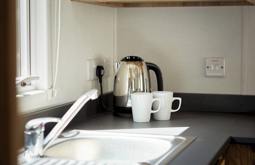 Great Houghton House | Billing Aquadrome Silver 3 Bed Caravan HF19