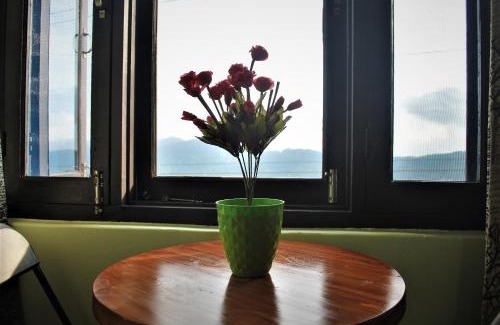 Gunehr Hotel | BillingVista Guest House Bir