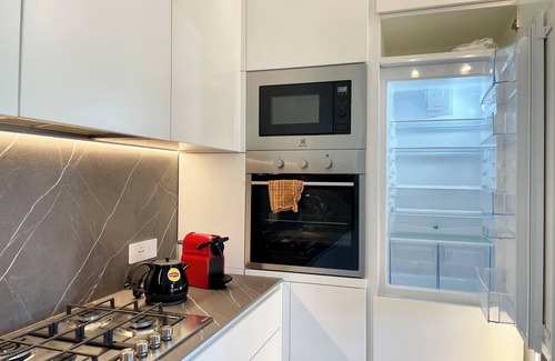 Rivabella Apartment | Bilocale con terrazzo e garage – Casa Ondina
