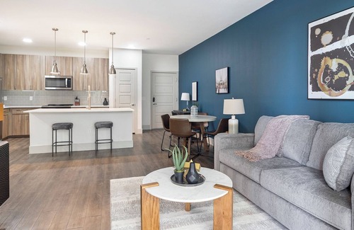 Camelback East Apartment | Biltmore Apartments By Landing