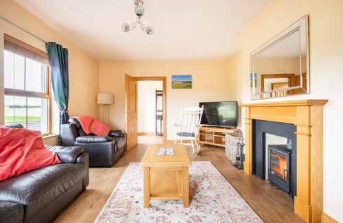 Castlederg House | Bin Mountain Self Catering