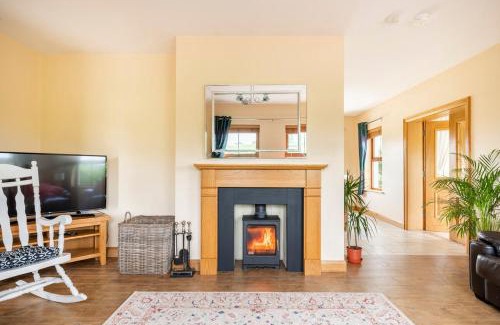Castlederg House | Bin Mountain Self Catering