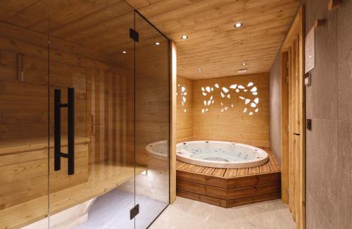 Champagny-en-Vanoise Ski Chalet | Bio Corti Spa 12 personnes