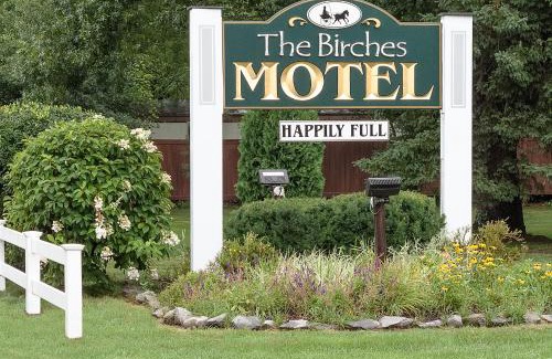 Saratoga Springs Hotel | Birches Motel