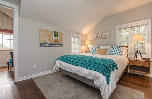 Bala House | Birchwood at Bala Walking distance to town!