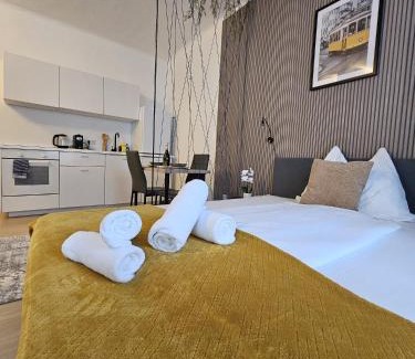 Klagenfurt am Woerthersee Apartment | Bird Home Room 8
