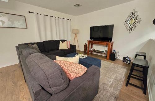 Bella Vista Apartment | Birdies & Bikes at Fairway 45