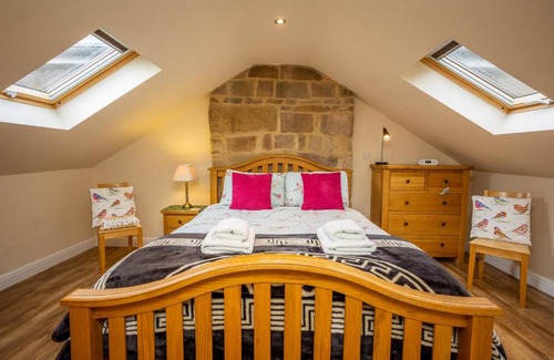 Matlock Apartment | Birds Nest, Romantic getaway with stunning views