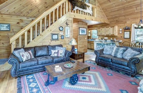 Morganton Cabin | Birdsong Lake-3rd Night Free in April. Private Lake, Hot Tub, Fire Pit