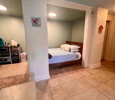 Five Points South Hotel | Birmingham Tree House