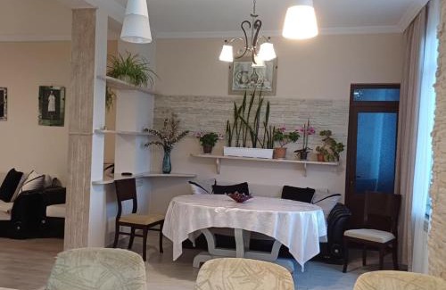 Khelvachauri House | BIS-A Guesthouse