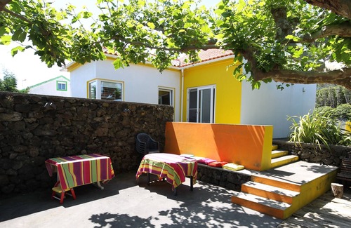 Biscoitos House | Biscuits / Terceira Island (Natural Pools)