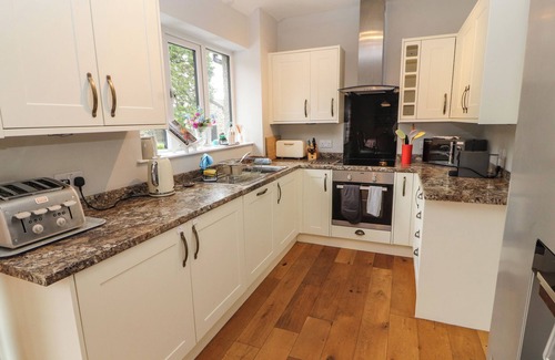 Ambleside Cottage | Bishop Howe