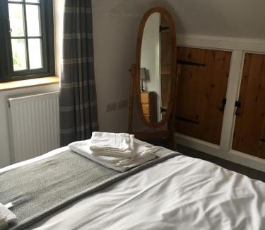 Bridgnorth Apartment | Bishop Percys House