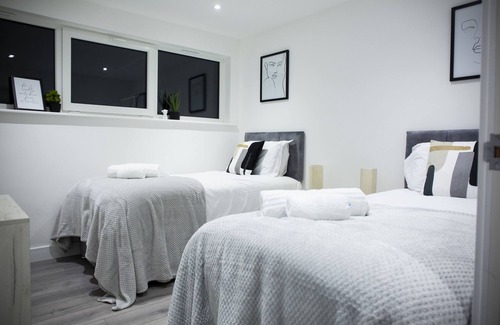 King's Lynn Apartment | Bishops Lynn House Apartments - Twin Room
