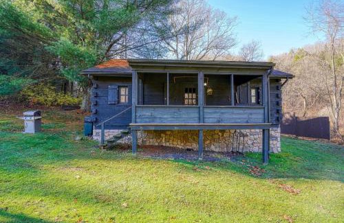South Bloomingville House | Bison Hollow Hideaway