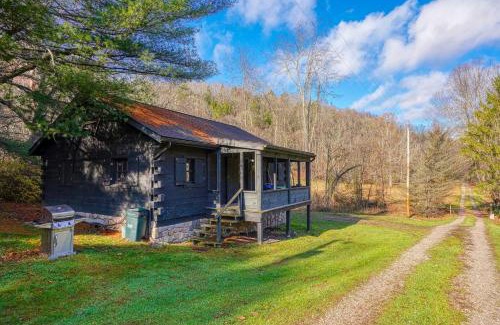 South Bloomingville House | Bison Hollow Hideaway