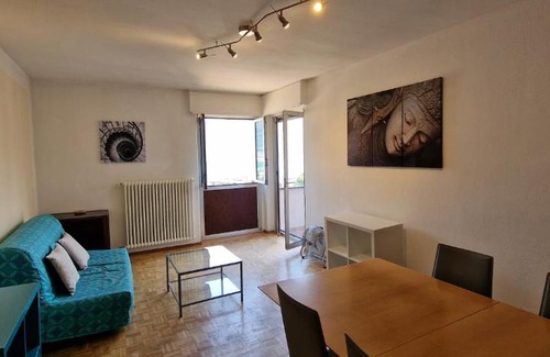 Melide Apartment | Bissone Room