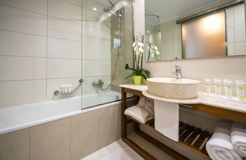 Kalamaki Resort | Bitzaro Palace Hotel - All inclusive