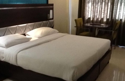 Phase 1 Hotel | Bizz Tamanna Hotel Hinjawadi, Pune
