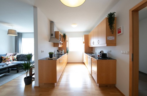 Borgarnes House | Blómasetrið Homestay