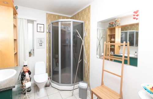 Borgarnes House | Blómasetrið Homestay